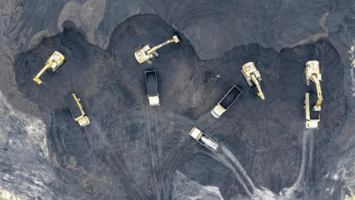 Salah satu lokasi pertambangan di tanah air. Foto: msn.com/ Antaranews.com